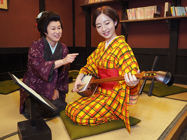 The cast and mechanism are exactly like the Edo period. Visit Nikko Edomura.