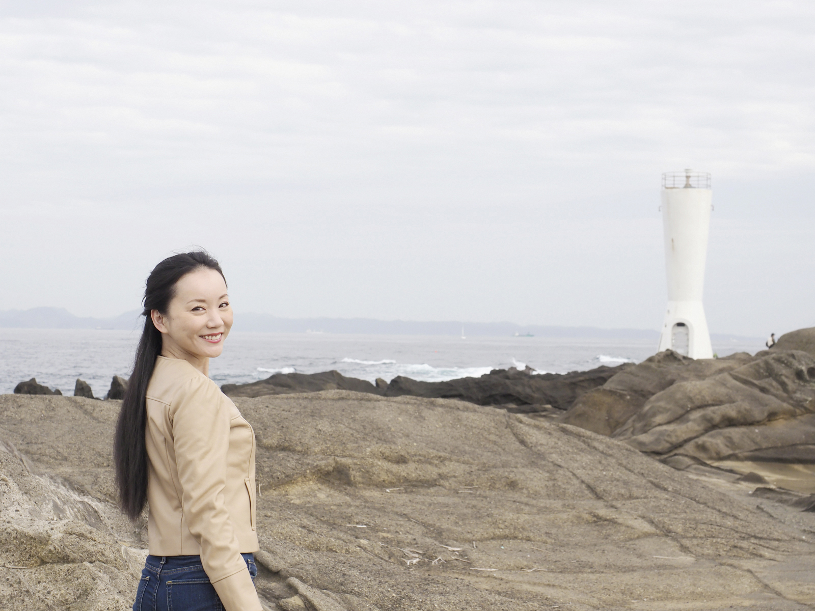 漫步城岛，欣赏壮丽的海景和丰富的自然风光