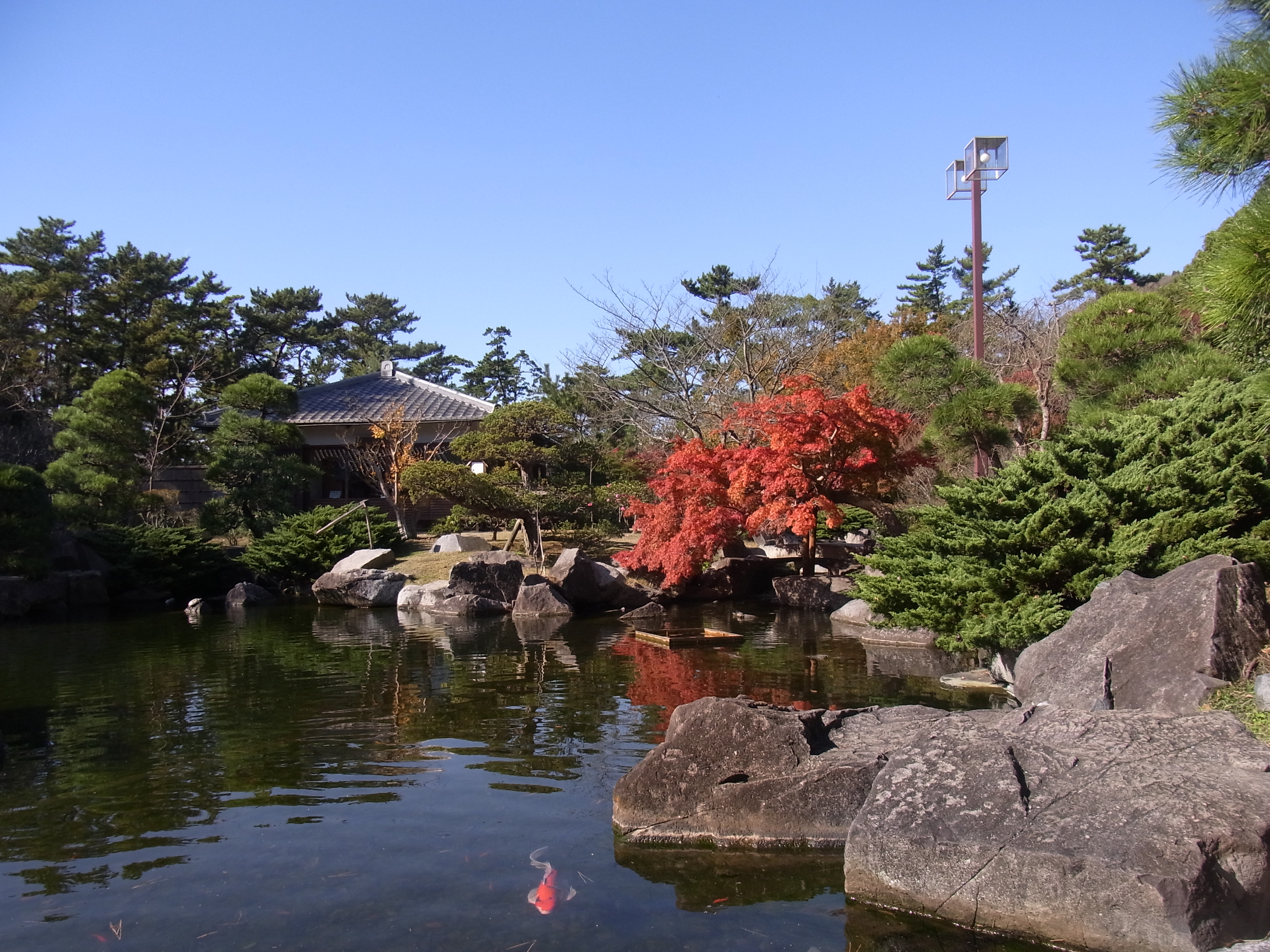 叶山离宫旁的“叶山潮骚公园”