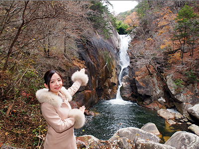 漫步在日本最美的景点之一升仙峡